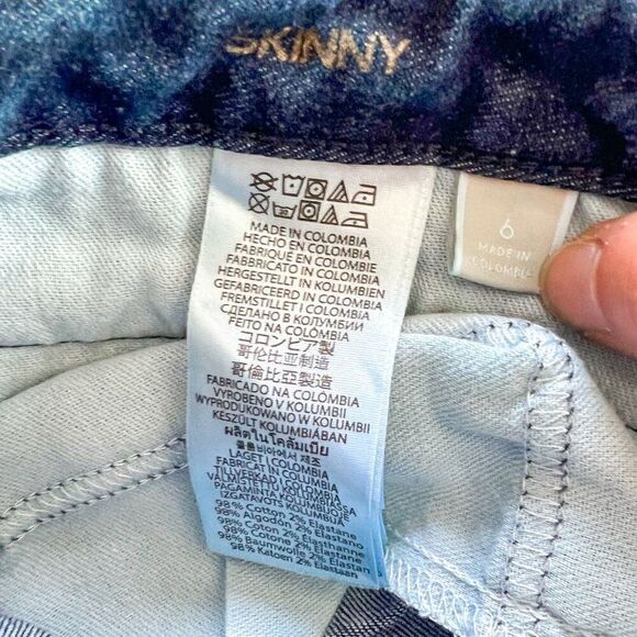 Michael Kors Denim Skinny Jeans Gold zipper front Pockets Size 6 - Picture 5 of 5